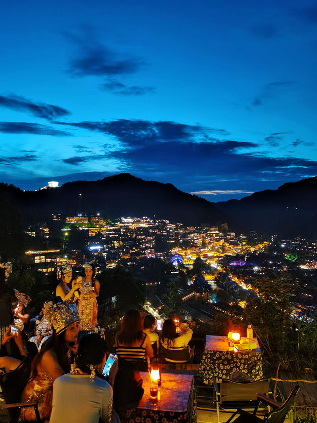 貴州千戶苗寨夜景