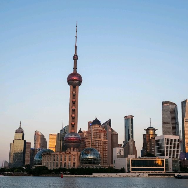 📸 The Bund: Capture Shanghai’s Iconic Views