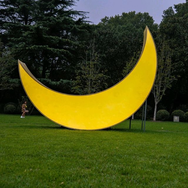 Art and Sculptures in Fuxing Park, Shanghai 🗿🎨