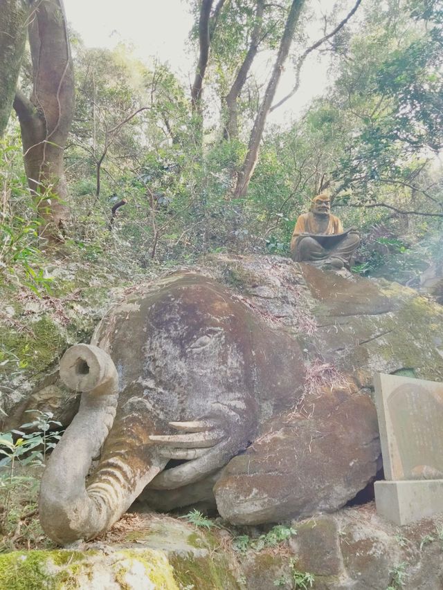闖入"黑神話"秘境！福州深山藏500羅漢，震撼到窒息！