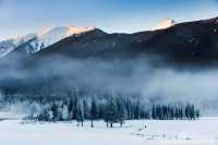 雪染峽谷,軒暖歸途