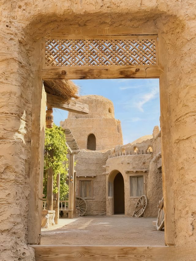 庫爾勒隱藏款!體育公園秒穿樓蘭古城 庫爾勒隱藏款!體育公園秒穿樓蘭古城