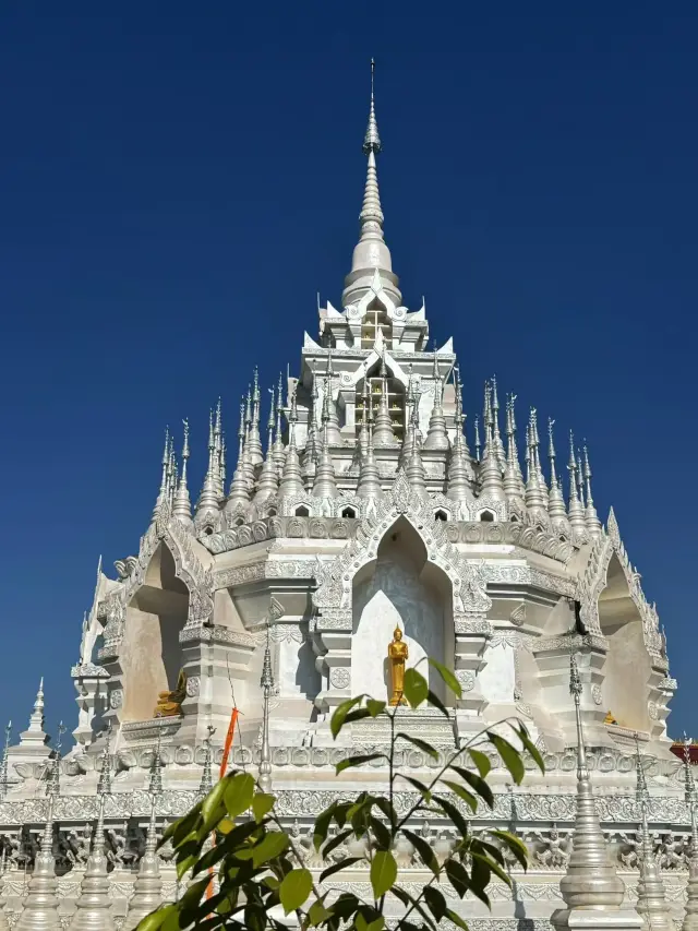 บันทึกการเดินทางกลางคืนที่สิบสองปันนา