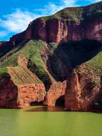 【藏在青海的“淨土”——黃南藏族自治州！一場心靈洗禮與絕美風光的終極體驗等你來探索！】  嘿，熱