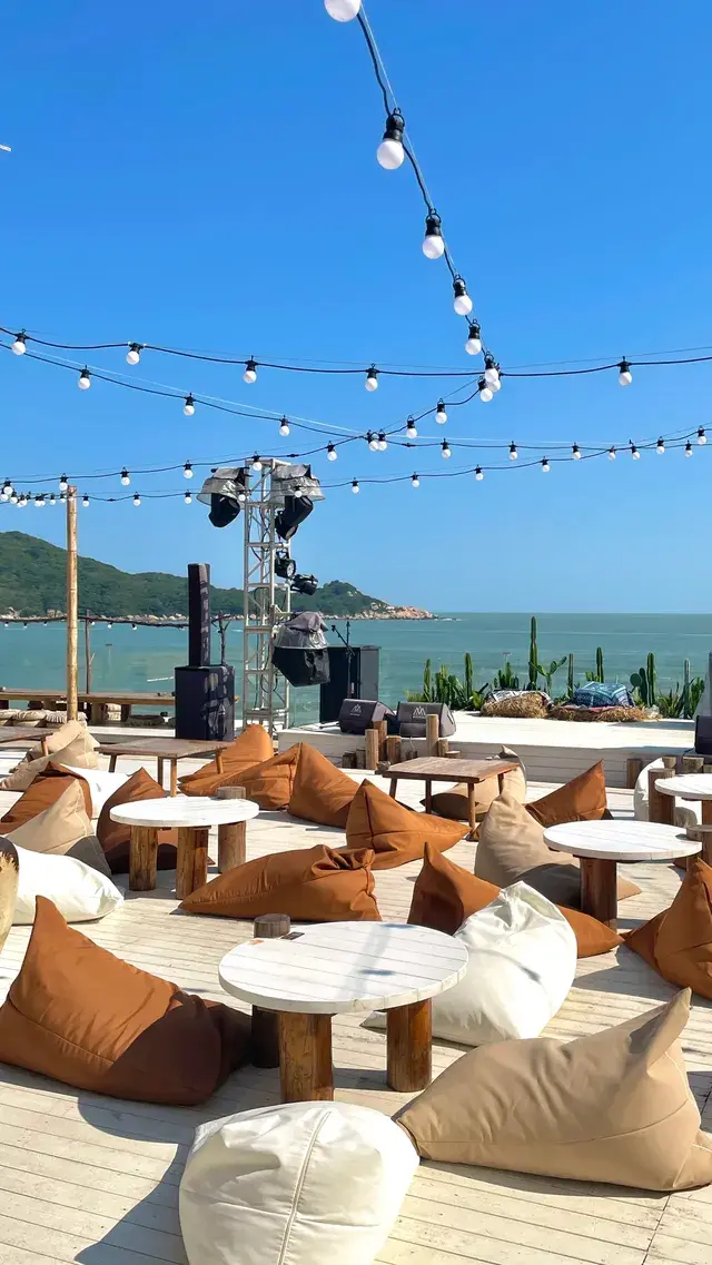 去班味就看海吧!治癒的果凍海和漂亮飯更搭! 去班味就看海吧!治癒的果凍海和漂亮飯更搭!