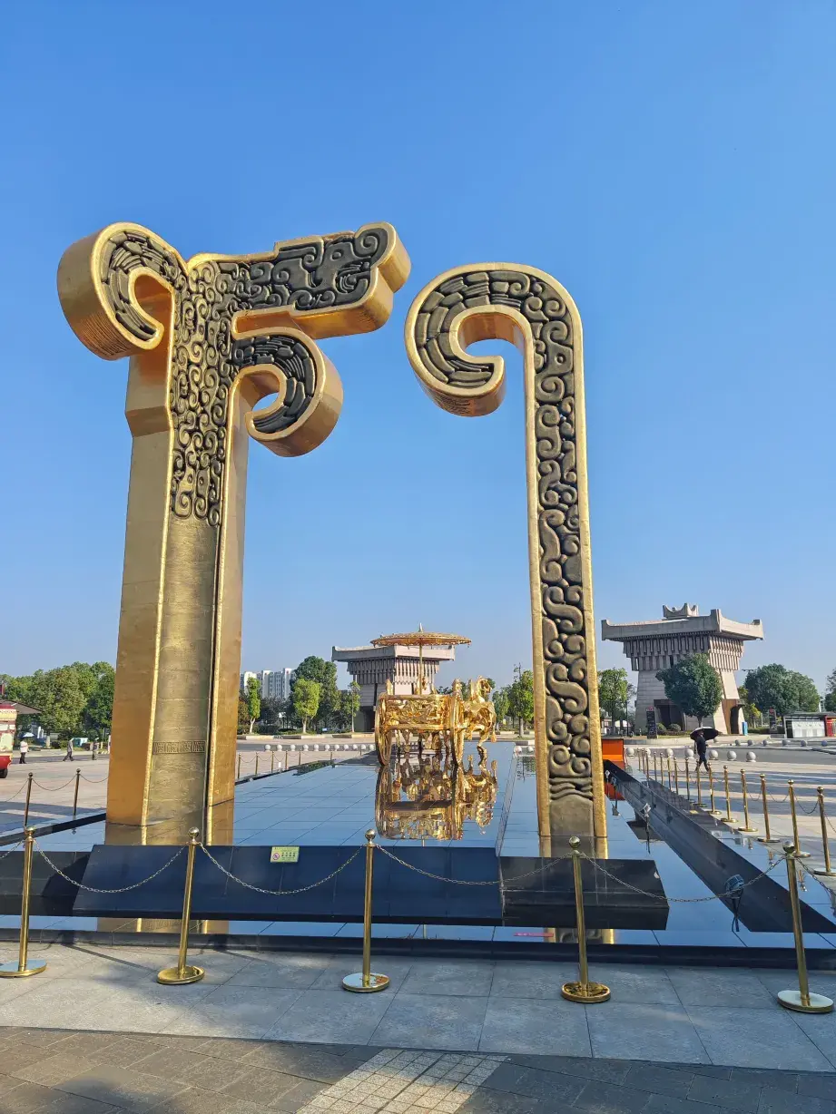 Travel back a thousand years and explore the secrets of the Marquis of Haihun—this hidden gem on the Nanchang must-visit list is worth a special trip!