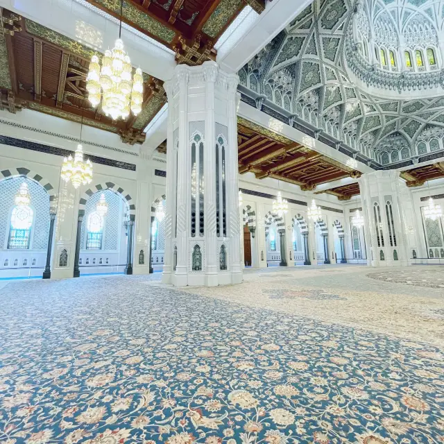 Sultan Qaboos Grand Mosque ~ Muscat