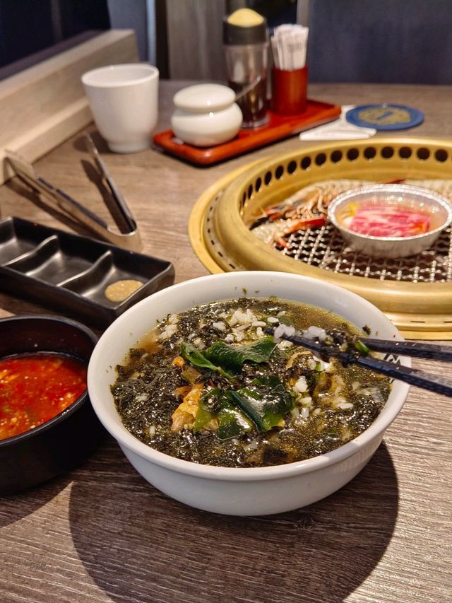 陸!海!空! 牛角燒肉!我們又來了! 陸!海!空! 牛角燒肉!我們又來了!