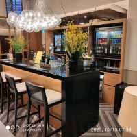 Beautiful Singapore Airlines Heathrow Lounge