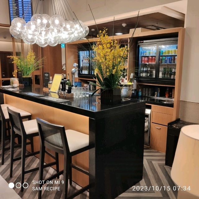 Beautiful Singapore Airlines Heathrow Lounge