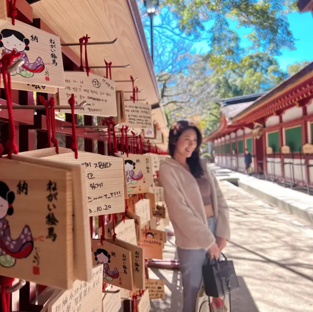 福岡必去景點｜太宰府天滿宮，園區廣大人潮滿滿，商店街很好逛