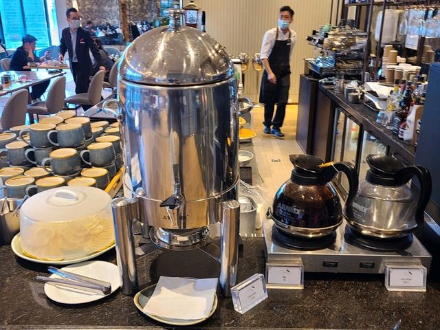 港島中半山品嚐仙氣下午茶