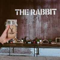 The Rabbit คาเฟ่น่านั่ง ตลาดน้ำบางน้ำผึ้ง 