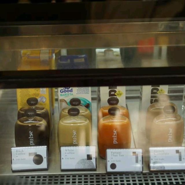 คาเฟ่สุดซิลล์ บางขุนเทียน ฮอตสุด