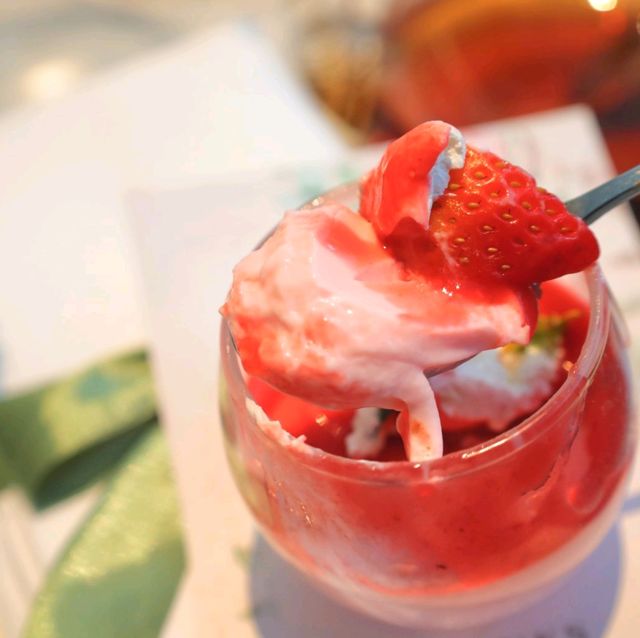 แนะนำ Afternoon Tea สีชมพูหวาน ในเทศกาลแห่งความรัก