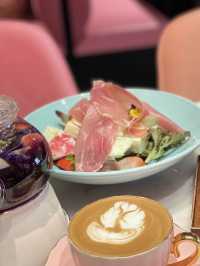 Cameilla 少女心爆發粉紅cafe