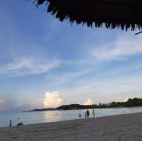 Weekend Beach Getaway with Cloud Display! 