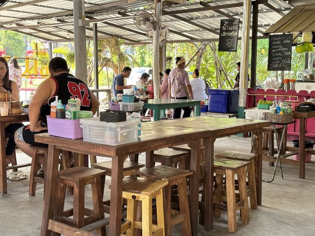 จุดแวะอิ่มท้อง ก่อนเดินทาง ไปสนามบินภูเก็ต