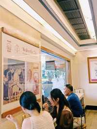 ตำนานความหวานร้านมนต์นมสด