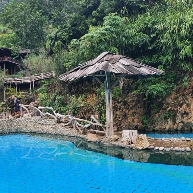 Trạm Tấu Hotsprings