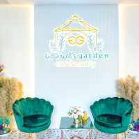 Grand’s Garden Cafe & Eatery