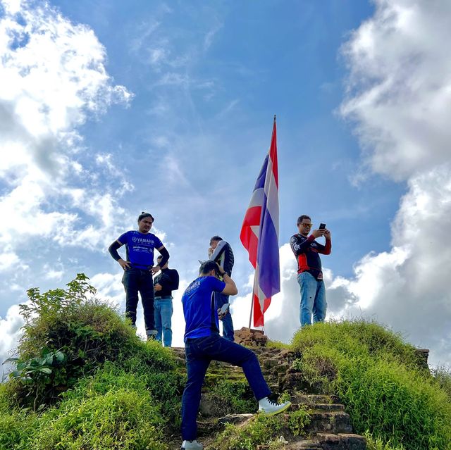 พิชิต เขาอกทะลุ จังหวัดพัทลุง