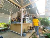 ร้านขาว เรียกกันเอง 