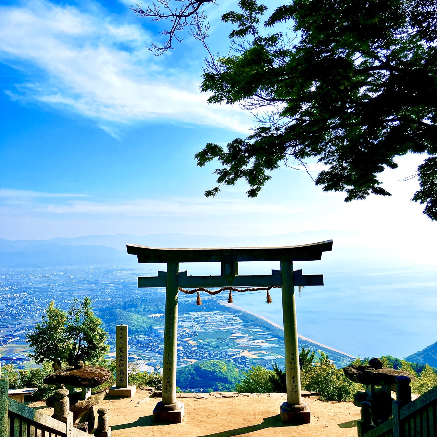 香川】天空の鳥居⛩️ | Trip.com 観音寺市