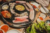 ร้านหมูย่างบุฟเฟ่ต์ 강남 돼지상회 | สาขาฮงแด