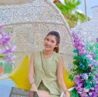 The Beach กลางกรุง คาเฟ่และร้านอาหารฟีลทะเล 