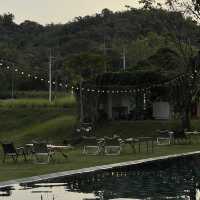 The Peri Hotel Khao Yai โอบล้อมด้วยภูเขาอากาศดีมาก