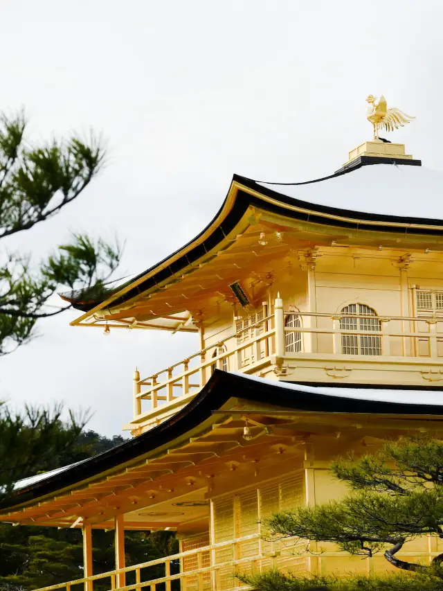 Why is Kinkaku-ji a must-visit?