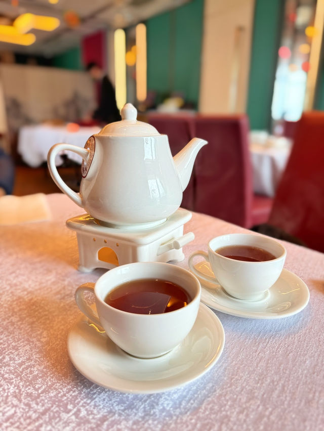銅鑼灣望住靚靚維港飲茶🫖🤩