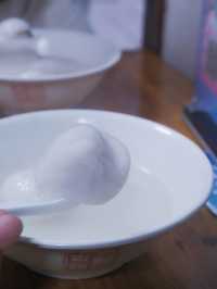 上海朱家角，湯圓好難吃！