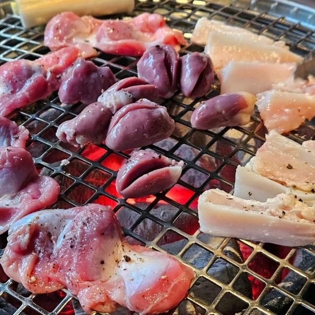 弘大必吃💪 宋江到訪 🔥碳烤特色雞肉料理
