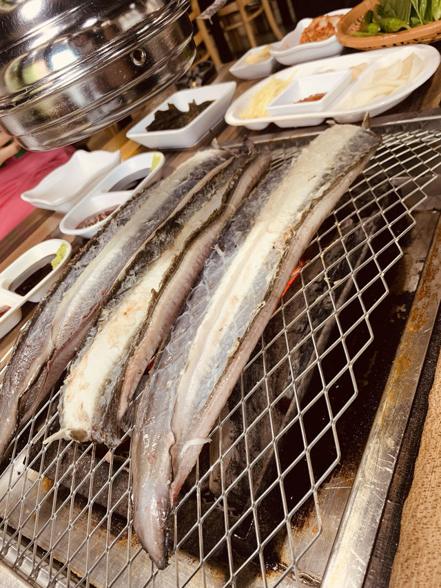 風川鰻魚延南洞店:炭火烤白鰻!酥脆又多汁‼️必食‼️ 風川鰻魚延南洞店:炭火烤白鰻!酥脆又多汁‼️必食‼️