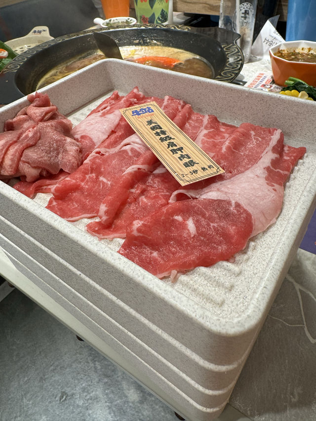 《4小時火鍋任食》