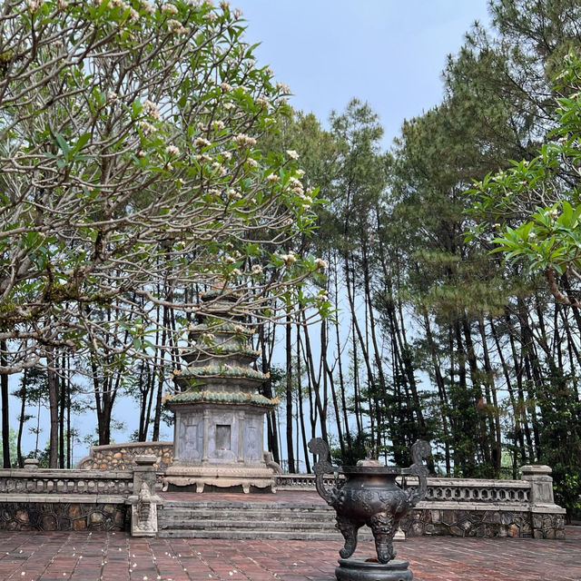 A Soulful Experience at Thien Mu Pagoda
