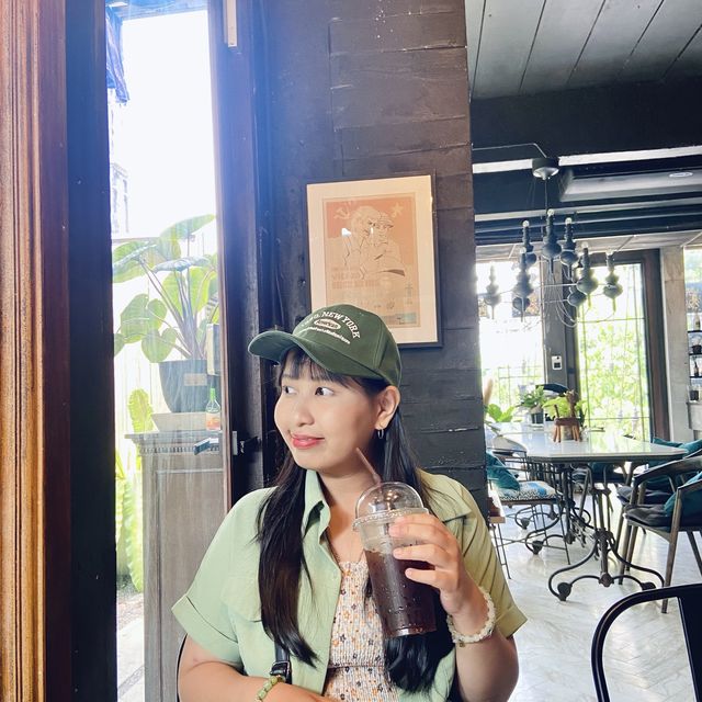 Shade House Phuket  