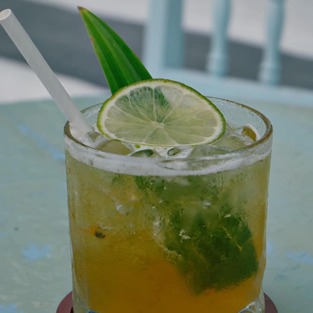 Son Tra Marina cafe - Danang, Vietnam 