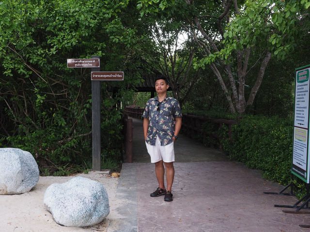 น้ำพุร้อนเค็มคลองท่อม แลนด์มาร์คแห่งใหม่ จ.กระบี่ 