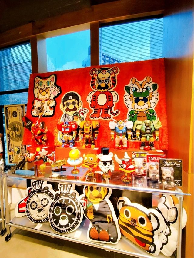 Exploring Popmart and Creative Toy Shops in Hong Kong's K11 Art Mall