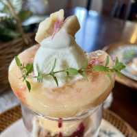 【福岡カフェ】今年も始まった桃パフェ🍑