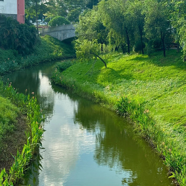 慈湖紀念雕塑公園～藝術與自然
