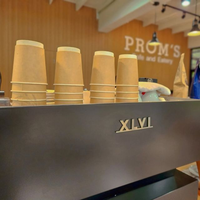 ☕PROM'S CAFE & EATERY