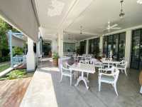 เทวาศรม รีสอตเล็กๆ ริมทะเลหัวหิน