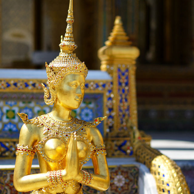 Sacred Splendor: Exploring the Temple of the Emerald Buddha
