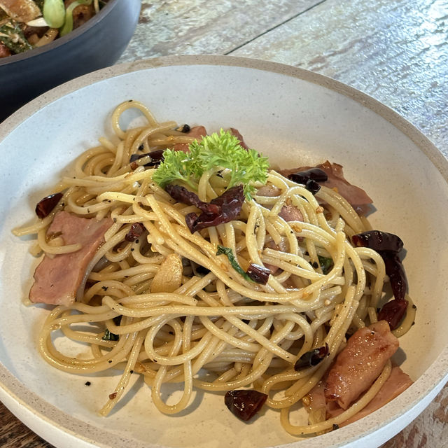 เที่ยวน่าน พาไปกินสลัดดีต่อใจ🥗