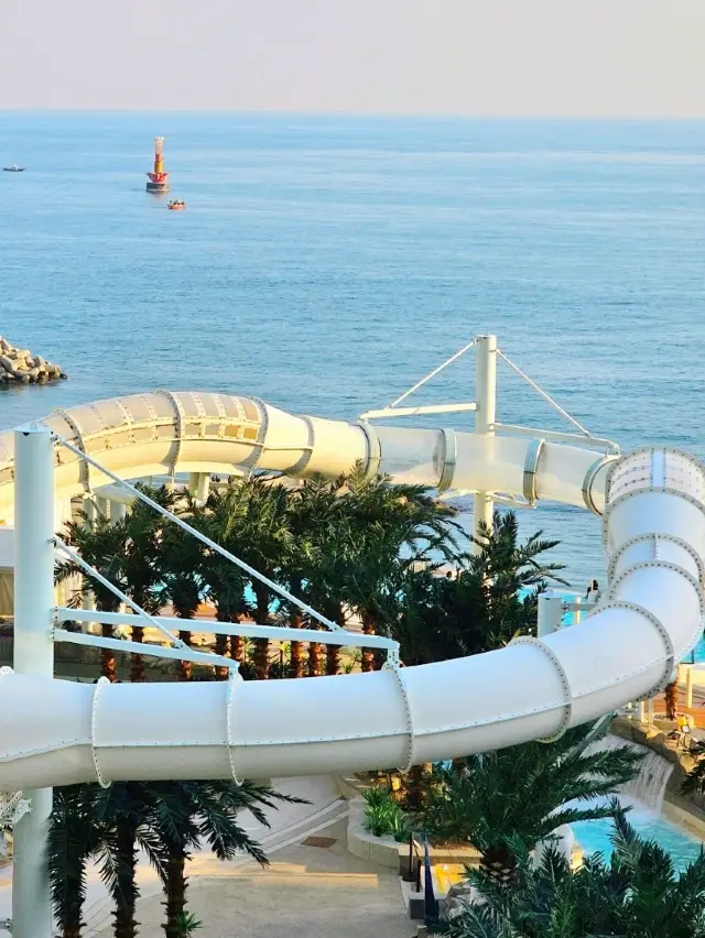 LCT Residence Water Park.