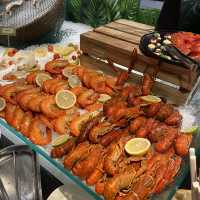 Indulge at Nook: Fresh Buffets and Live Music in Langkawi